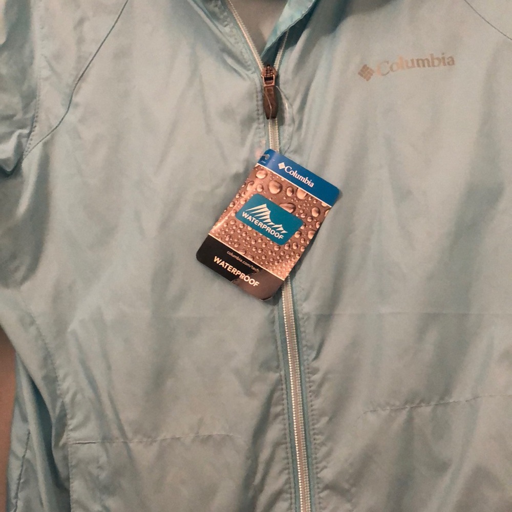 Columbia waterproof hooded jacket, size small - Picture 5 of 5